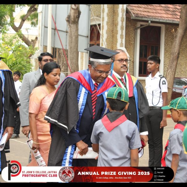 513826134_697649393270154_1358015292472530274_n